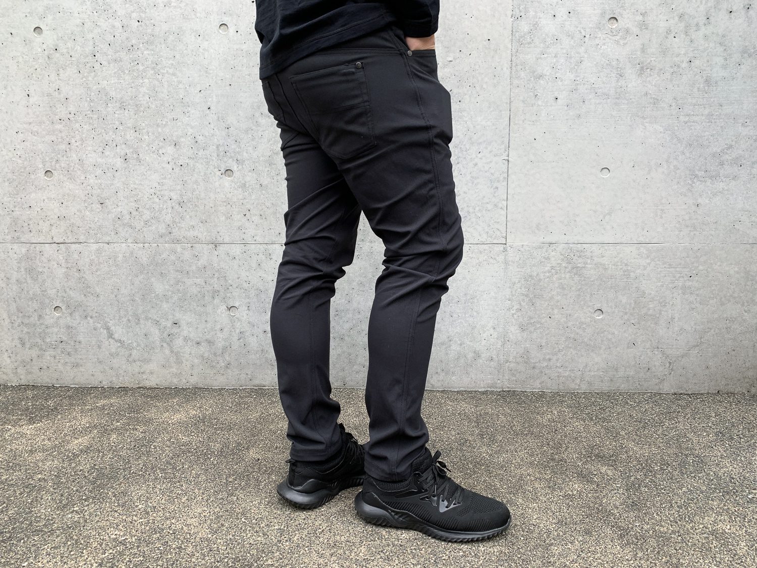 A Complete Western Rise AT Slim Pants Review for Stylish Commuters
