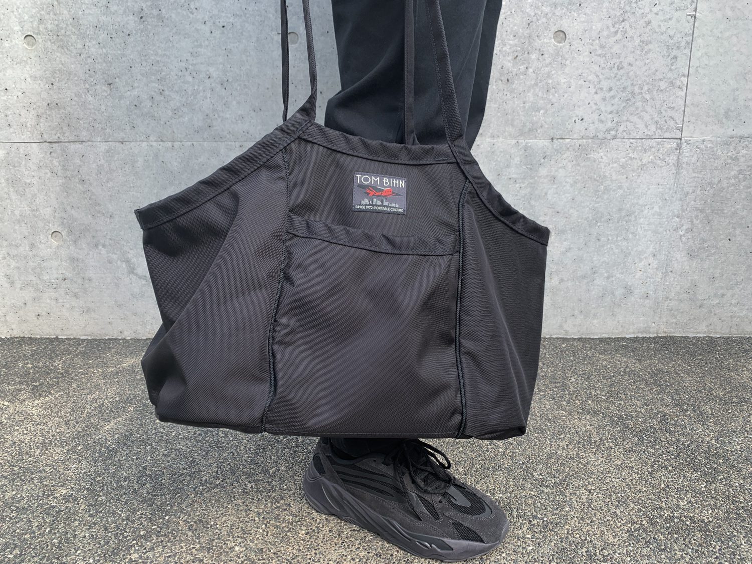 TOM BIHN The Truck Review - Alex Kwa