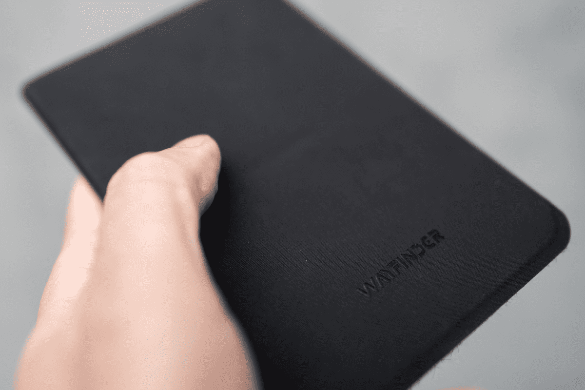 WAYFINDER BORDERLESS Passport / Notebook Holder - Alex Kwa