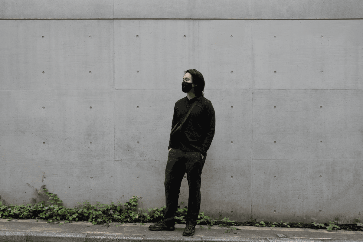 With the Airinum Mask, Wool&Prince Henley, Outlier Injected Linen Pants, MODERN DAYFARER DAYFARER Active Sling, and KEEN UNEEK Sandal.