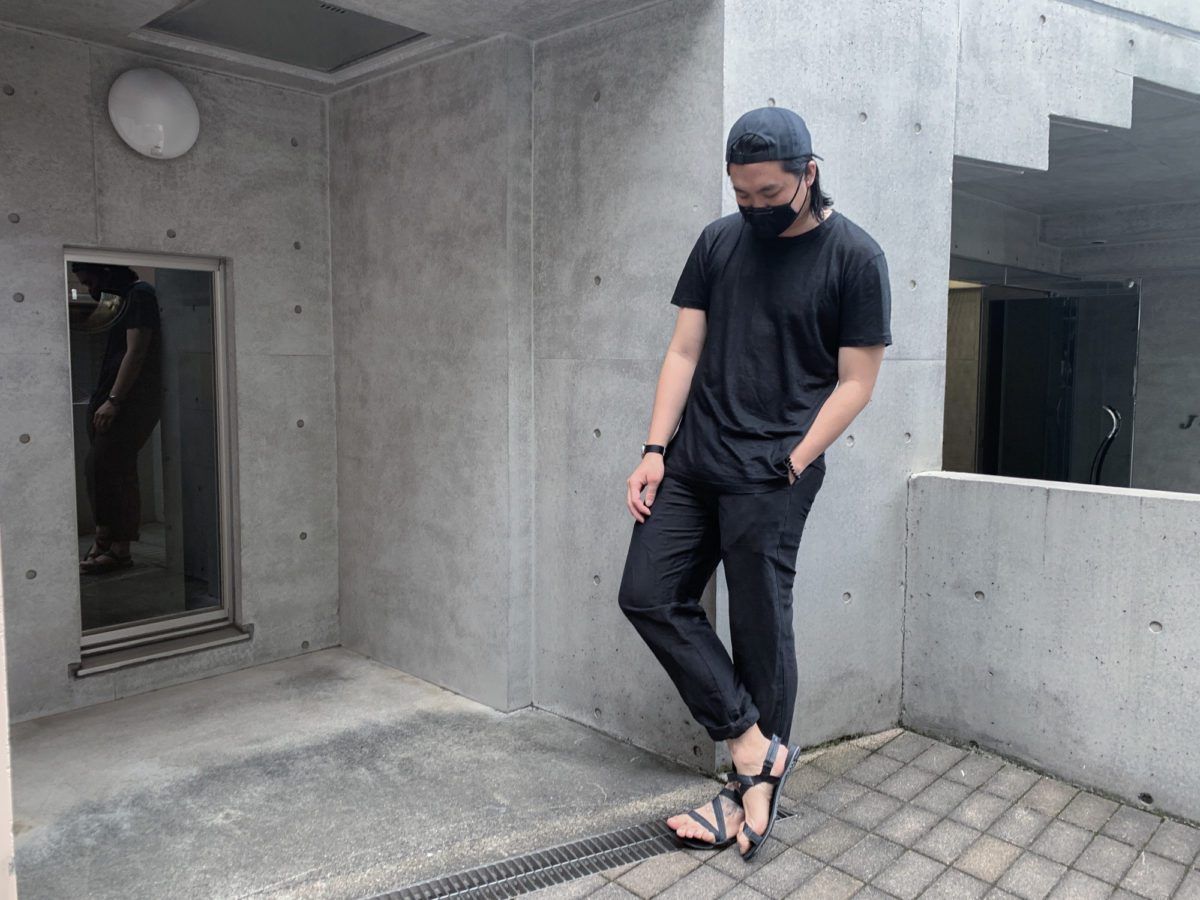 With the Outlier Supermarine Cap, TOM BIHN Face Mask, Outlier Ramielust T-Shirt, Outlier Injected Linen Pants, Vaer C5 Field Watch, and Xero Shoes Z-Trek.