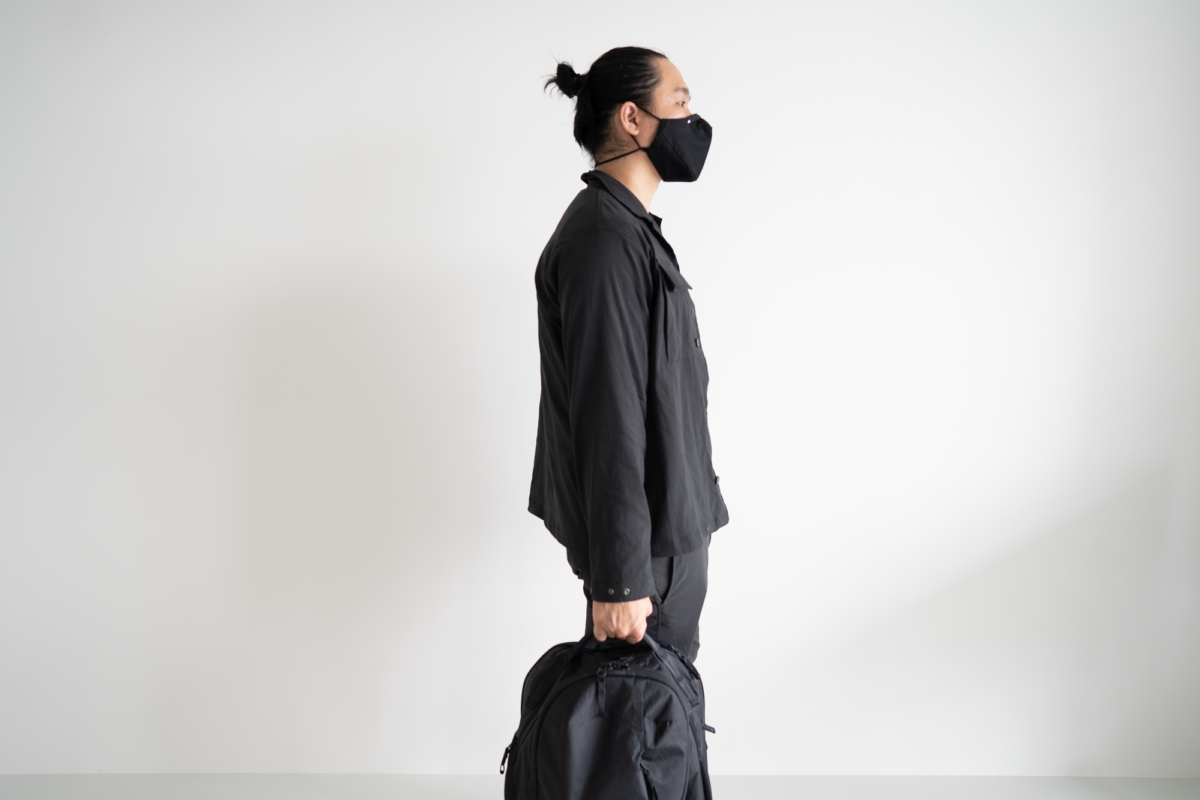 With the TOM BIHN Face Mask, Outlier Hard Shirt, Outlier Futuredarts, and Able Carry Max Backpack.