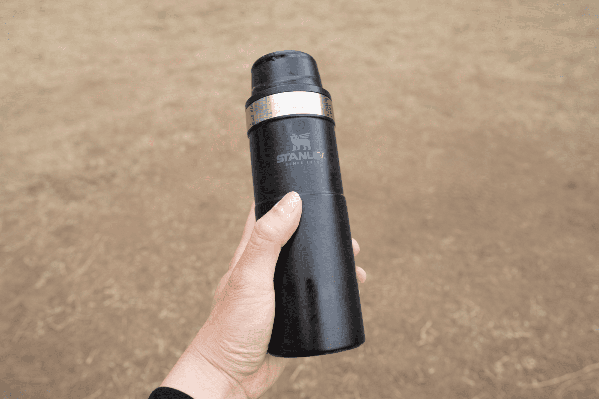 Stanley travel mugs: Trigger Action vs Neverleak - BeePail the BLOG