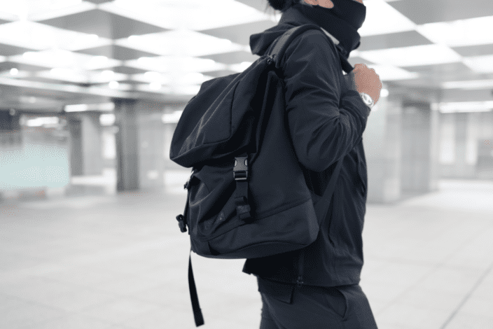 TOM BIHN Shadow Guide Review - Alex Kwa