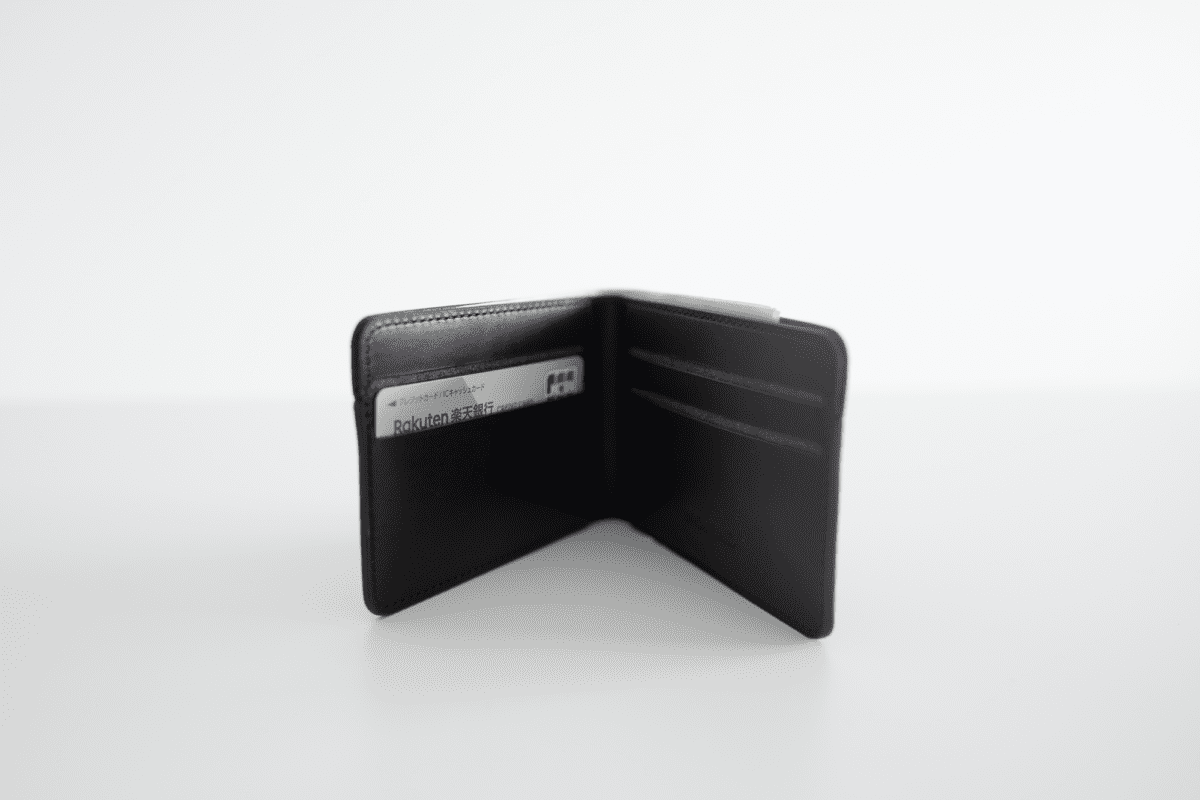 Nomad Bi-Fold Wallet Review: (2021): Simply The Best! 