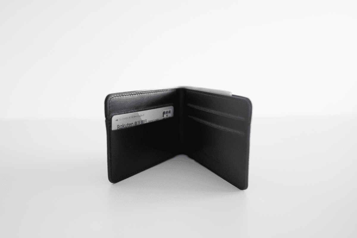 Nomad Horween Leather Bifold Wallet