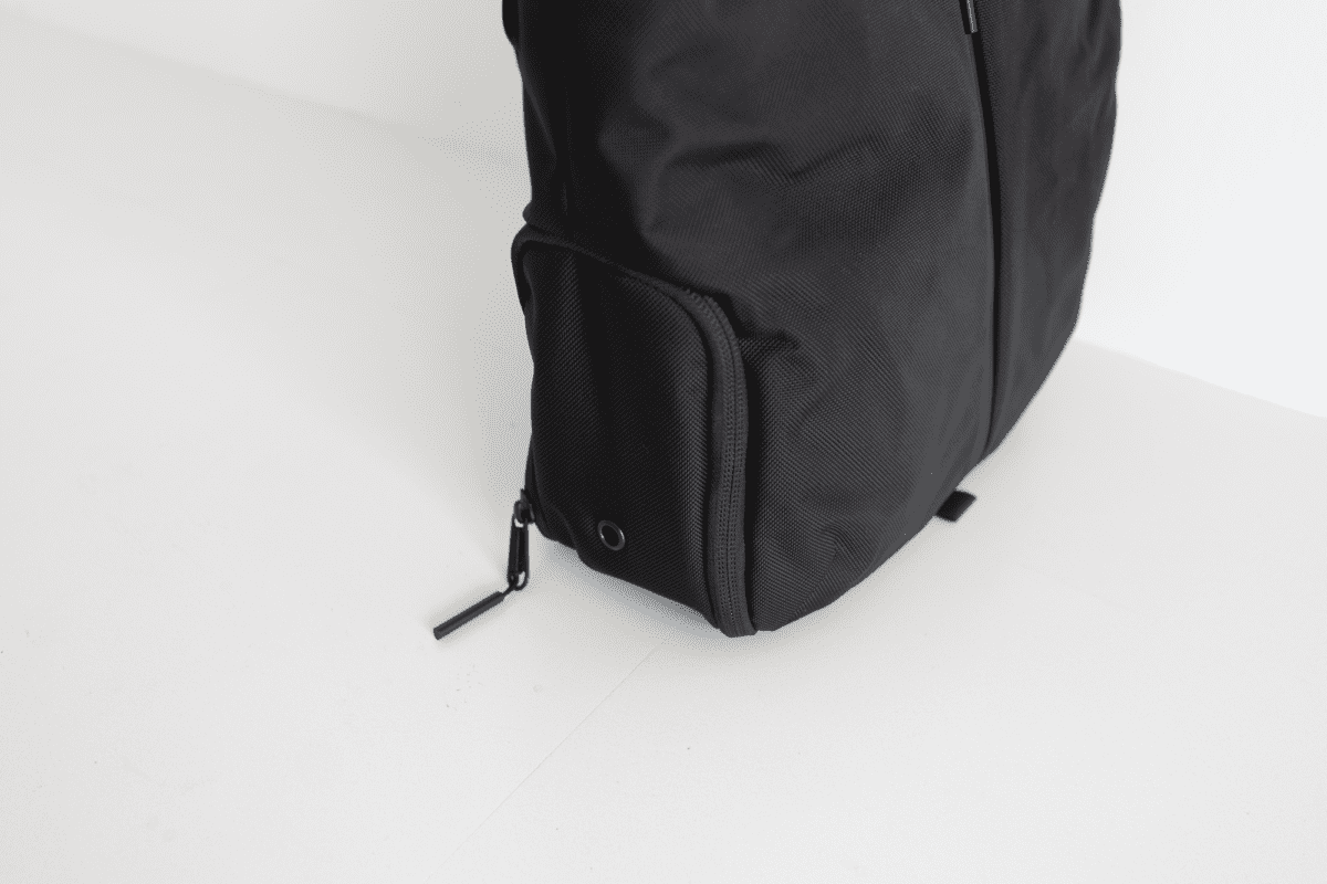 Aer Ventilated Gym Duffel Bag Hit the gym with everything you need