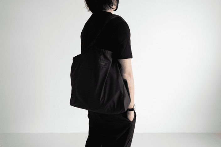 TOM BIHN Shop Bag Review - Alex Kwa