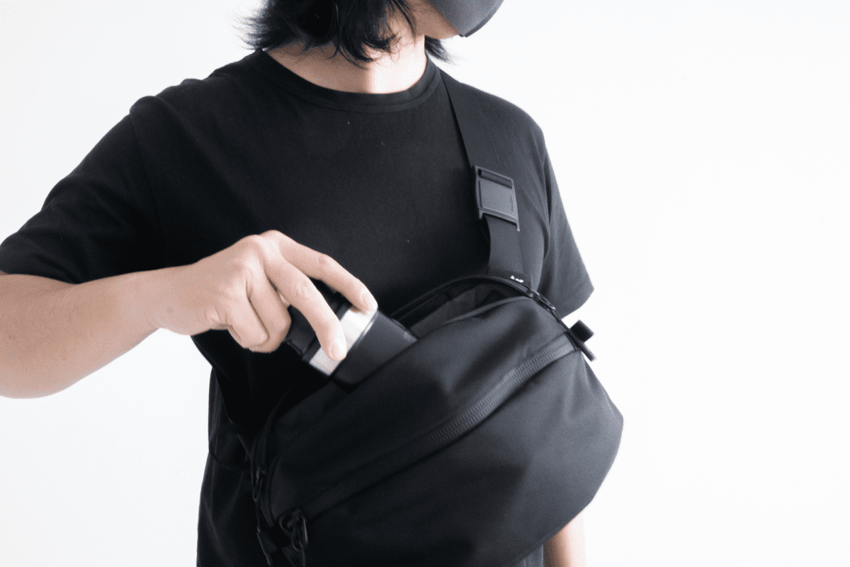 安心の定価販売 Aer Day Sling 3 BLACK kids-nurie.com