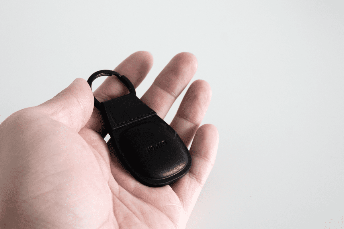 Nomad Goods | Rugged Keychain - AirTag | Black