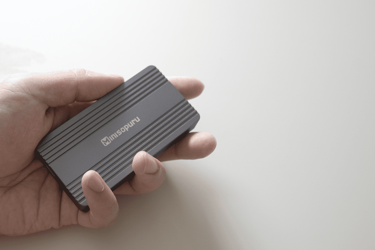 Minisopuru 40Gbps M.2 NVMe SSD Enclosure with Thunderbolt Cable